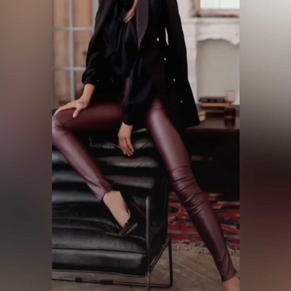 NWT Old Navy Burgundy Faux Leather Leggings size xxl